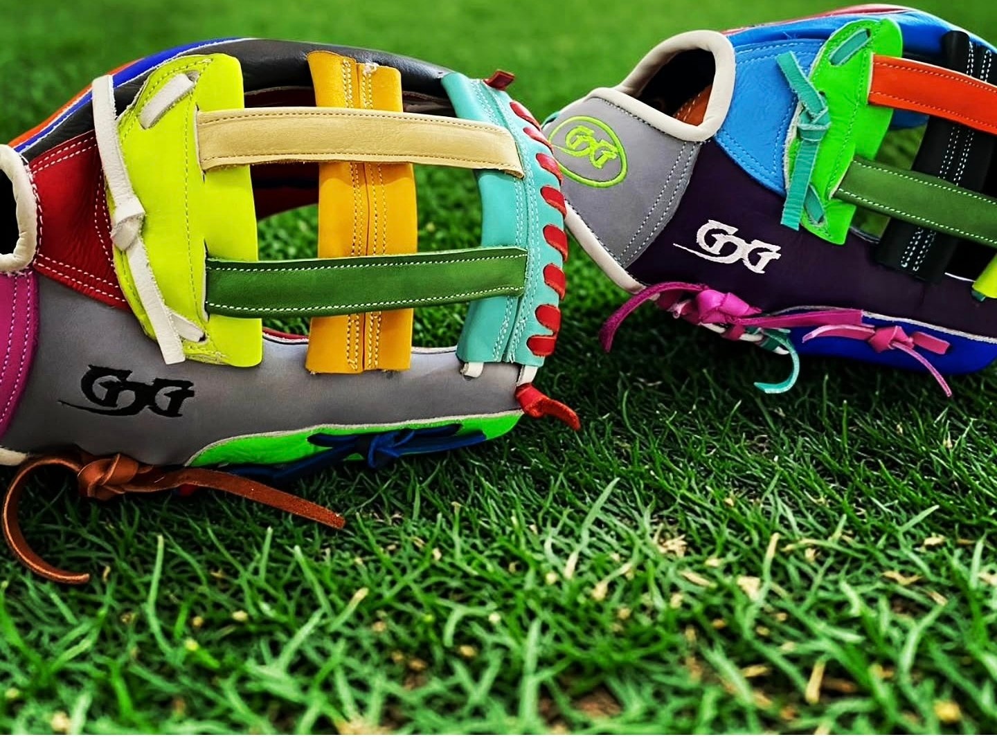 Multicolor custom GJG glove
