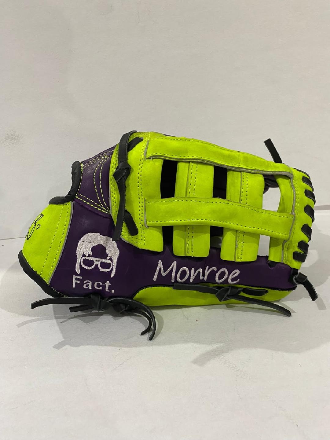 Neon purple Monroe GJG glove